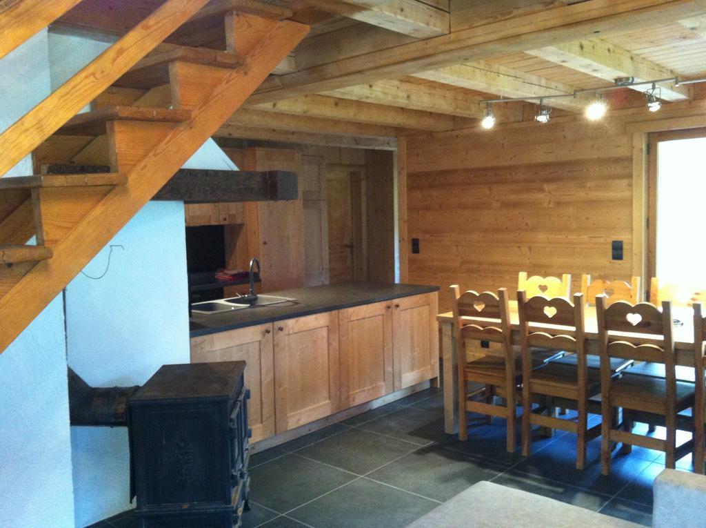 Chalet Narcisse Sixt-Fer-a-Cheval Room photo
